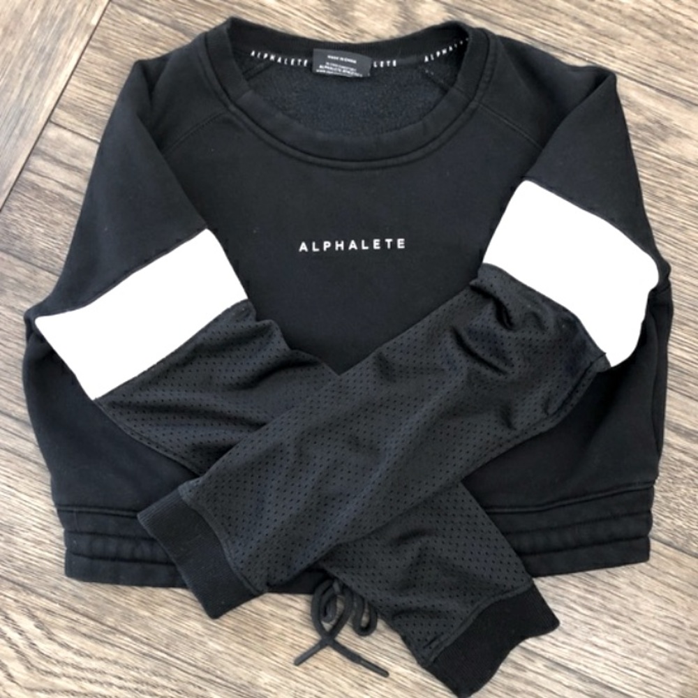 ALPHALETE (NWOT) - Crop Crew Neck Sweater - Black + White - Size XS - Picture 5 of 16